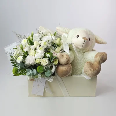 Caixa Com Pelúcia e Flores - Oh Baby