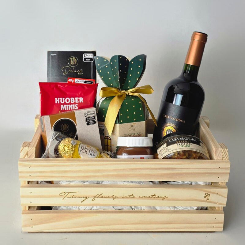 Caixa Com Petiscos e Bebida - Vinho e Natal