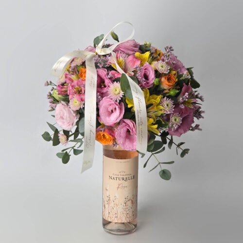 Arranjo de Flores Naturais na Garrafa Naturelle